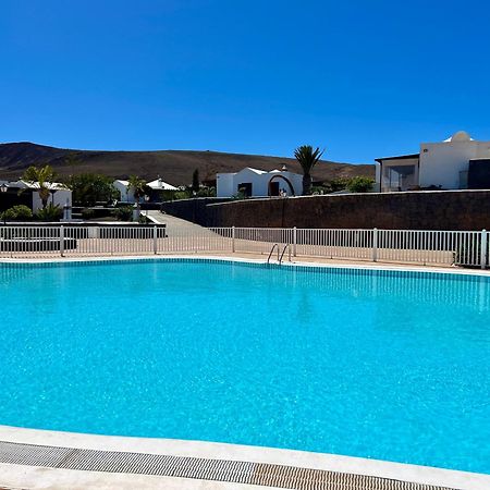 Villa Atienza 99 Плая Бланка Екстериор снимка