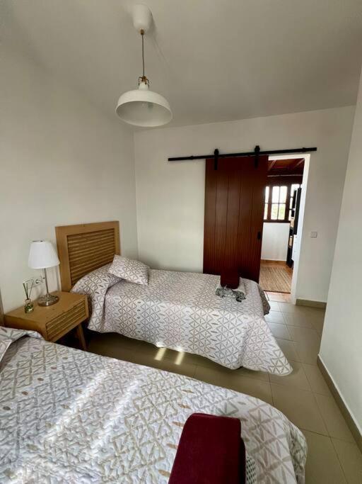 Villa Atienza 99 Плая Бланка Екстериор снимка